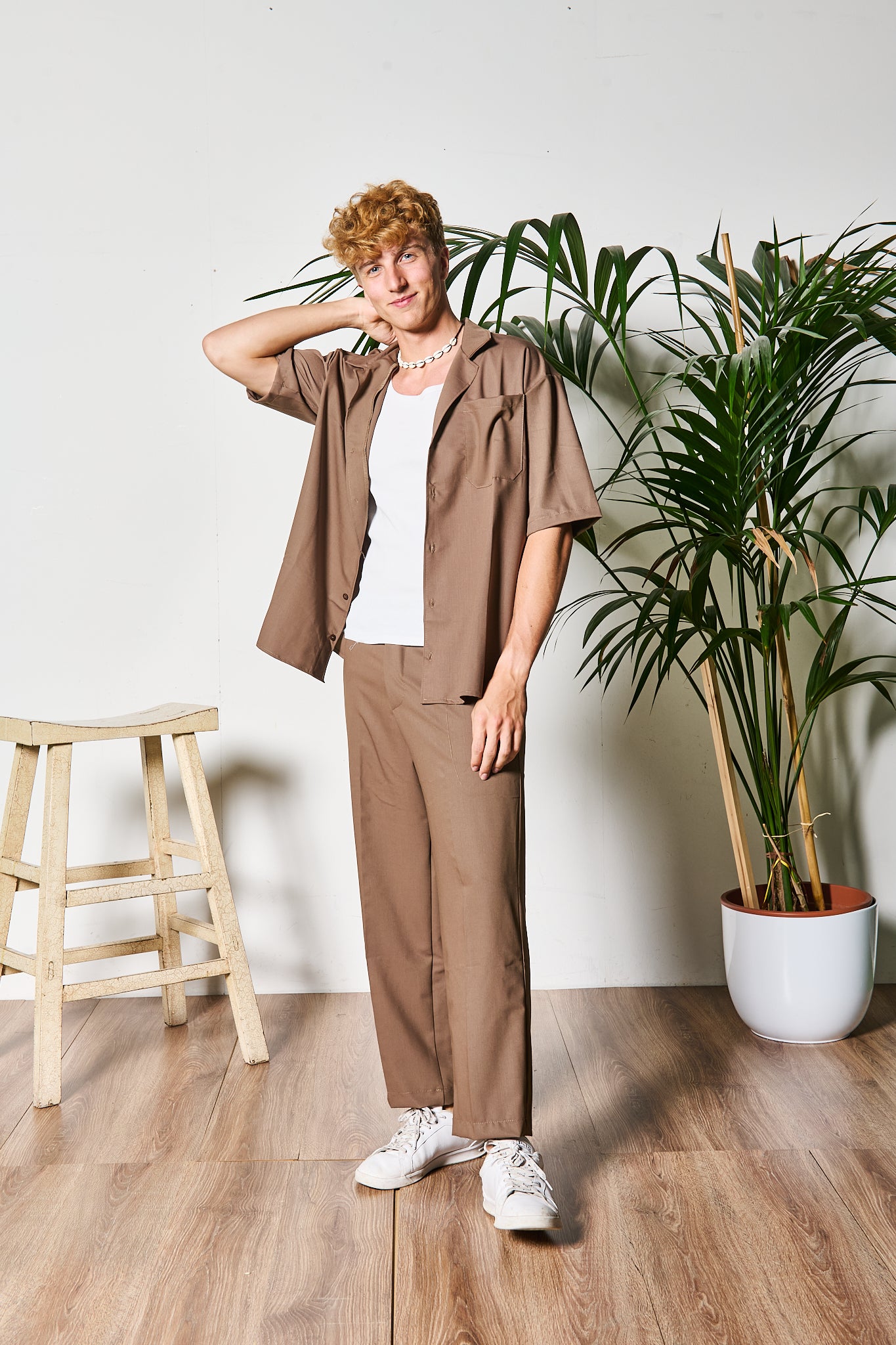 COMPLETO TOKYO BROWN