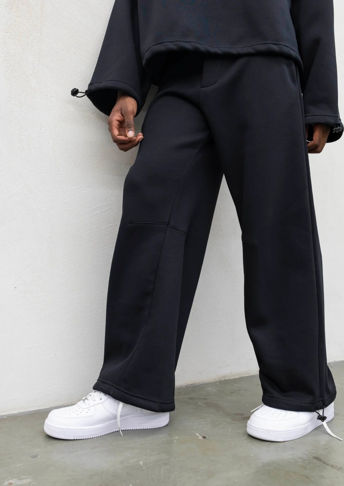 COMPLETO TUTA CROP TOKYO BLACK