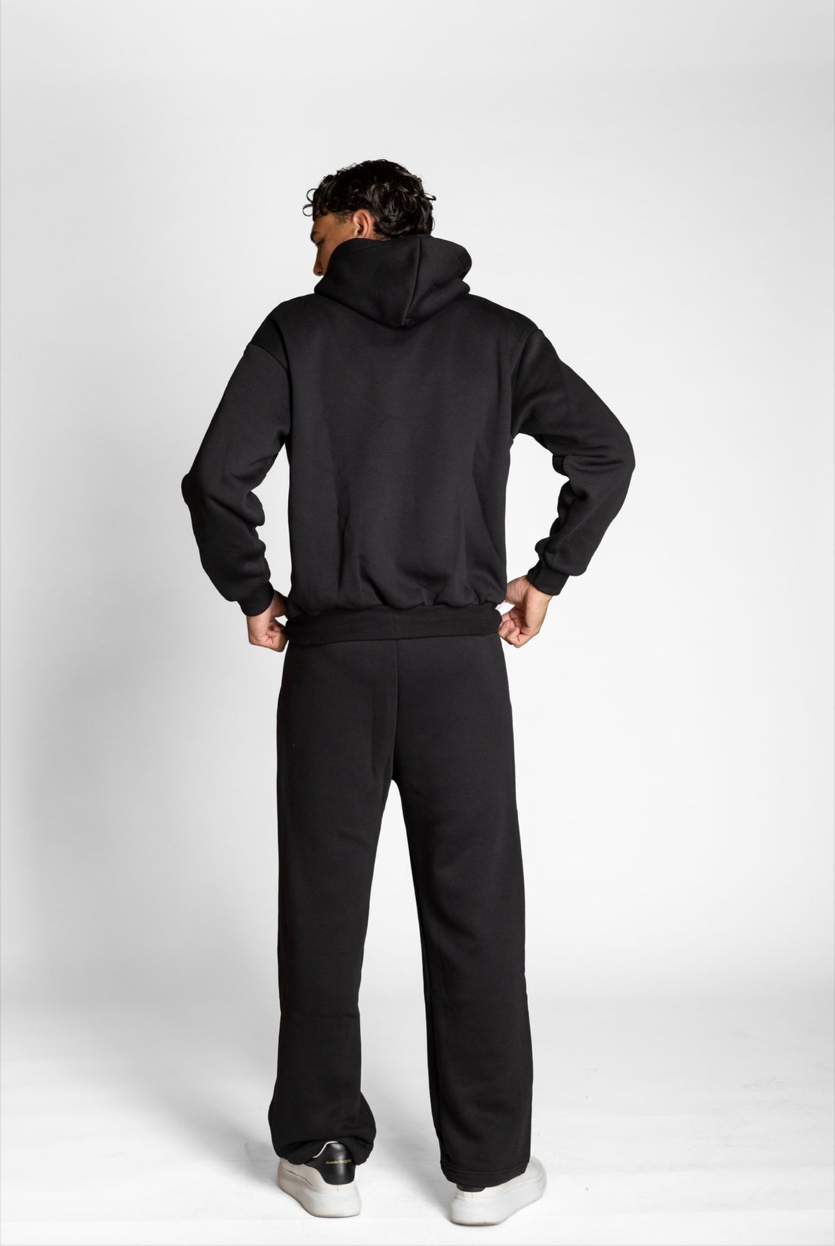 COMPLETO TUTA NERO ZIP
