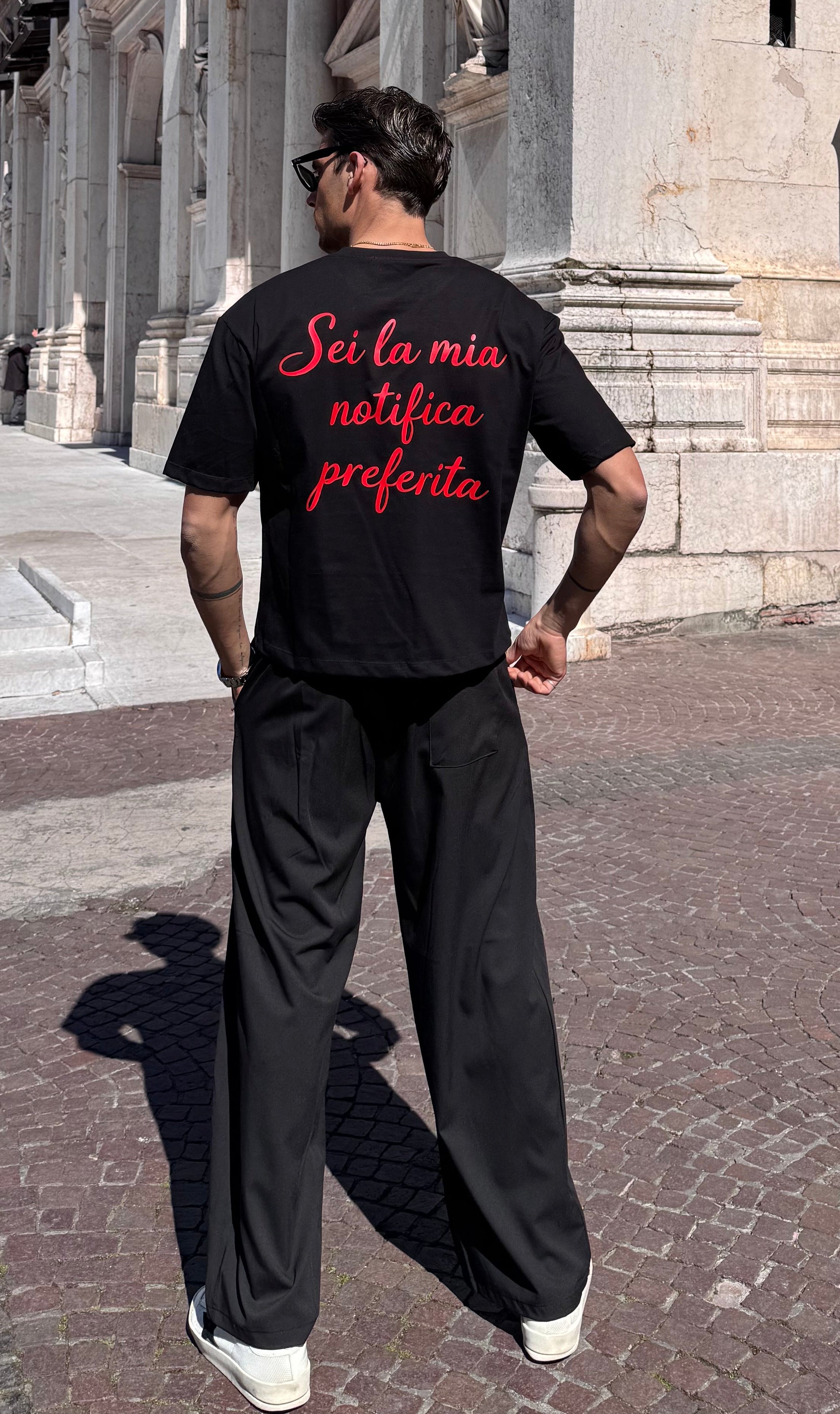 T-SHIRT NOTIFICA PREFERITA NERA