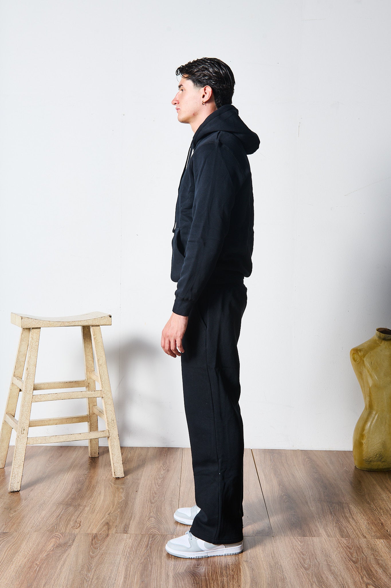 TUTA OVER BLACK