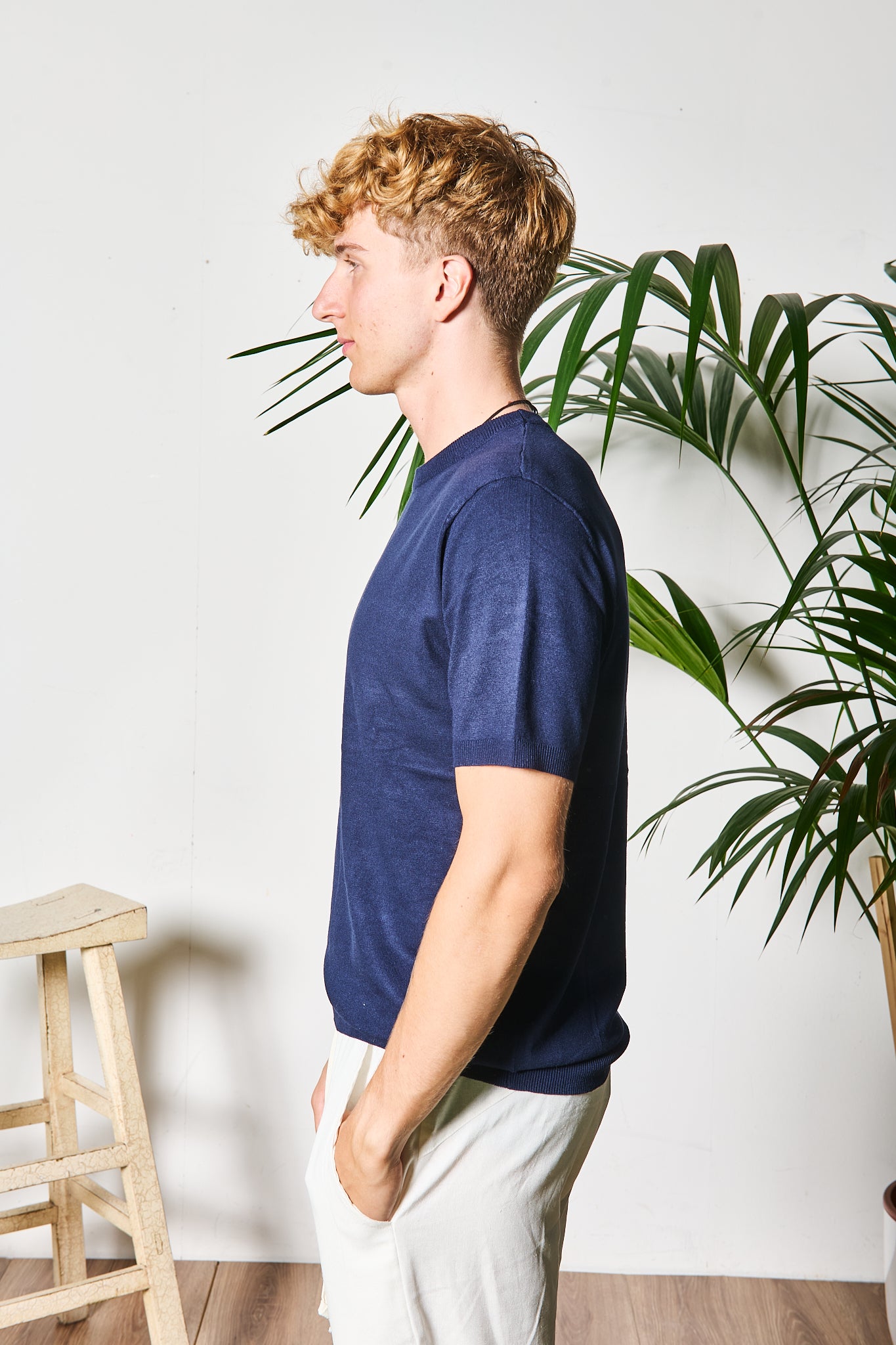 T-SHIRT IN FILO BLU GIROCOLLO