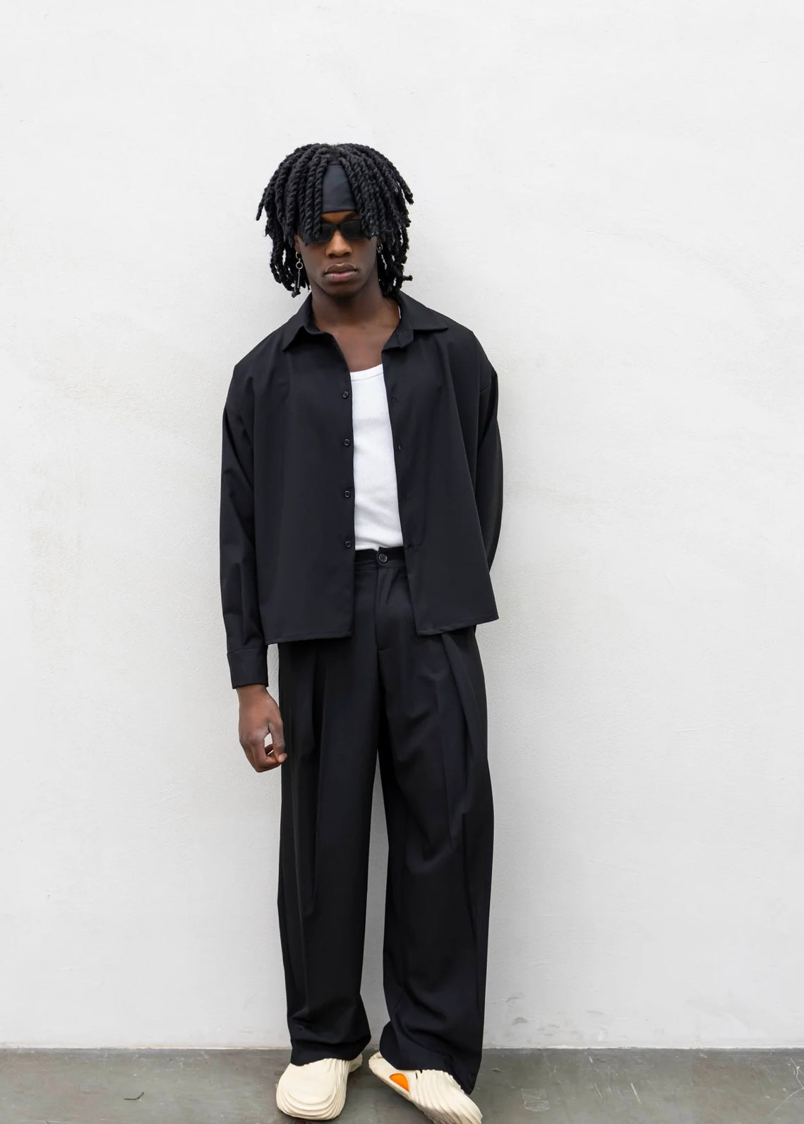 COMPLETO TOKYO PINCES BAGGY BLACK