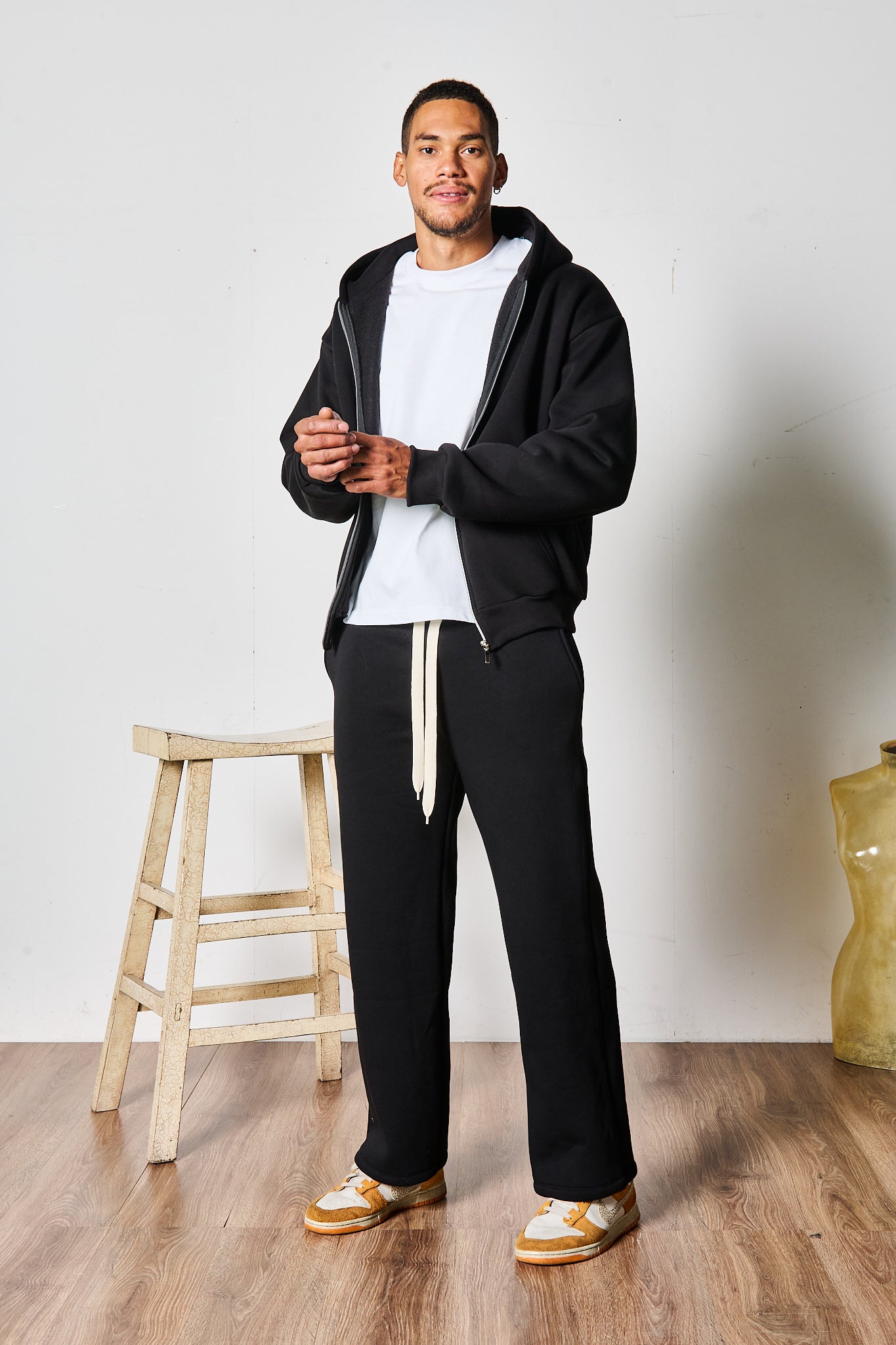 COMPLETO TUTA NERO ZIP