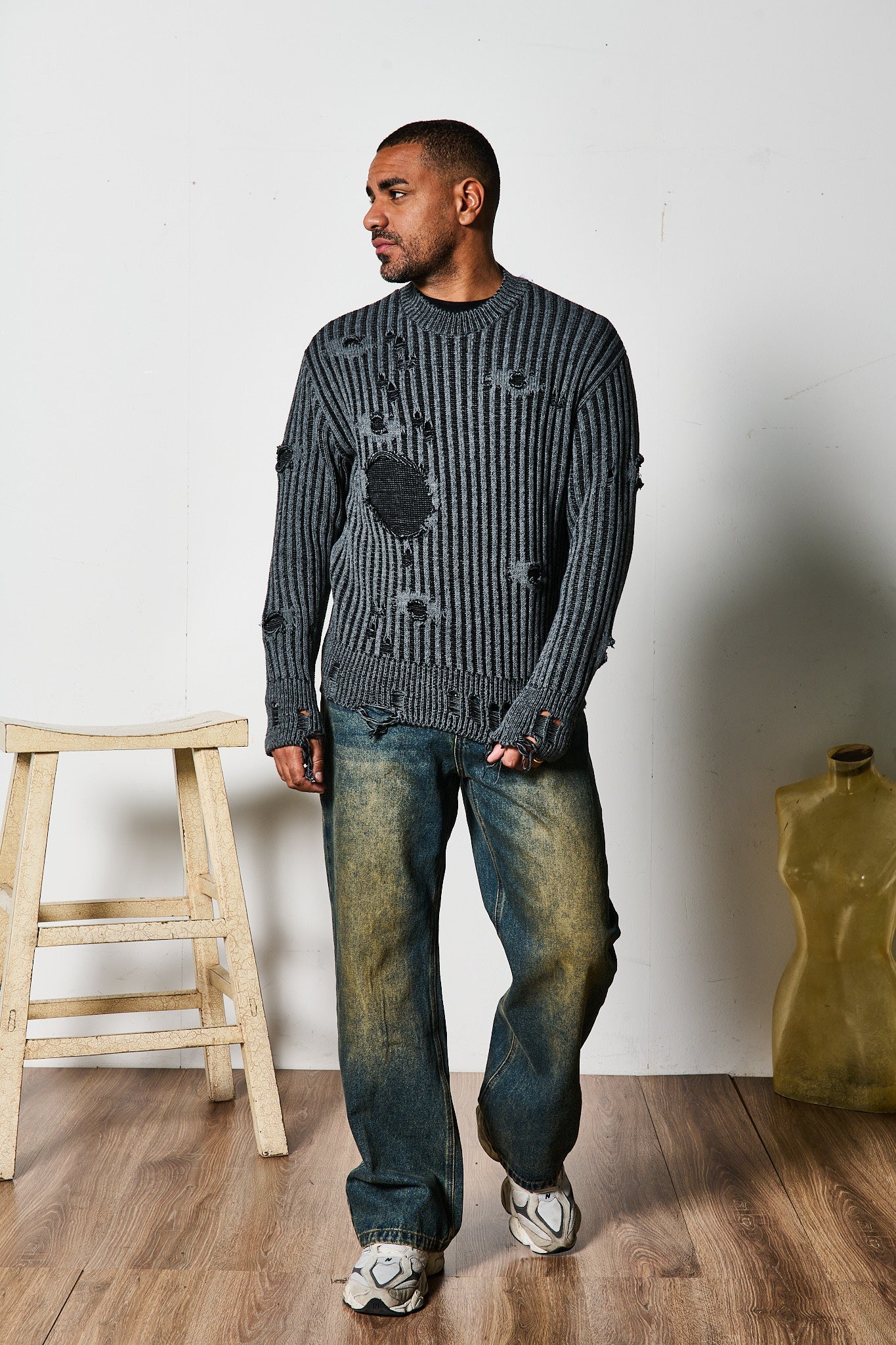 MAGLIONE SFRANGIATO GREY TOKYO