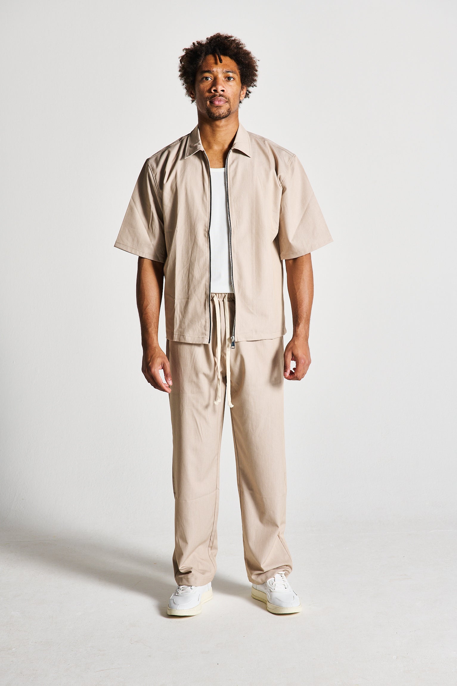 COMPLETO REBEL ZIP BEIGE
