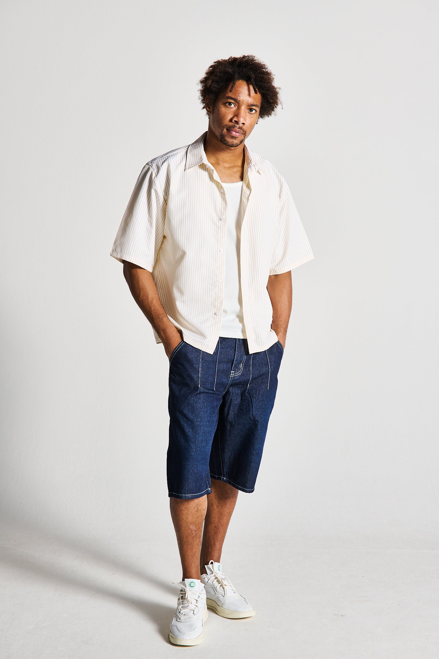 CAMICIA MEZZA MANICA A RIGHE BEIGE