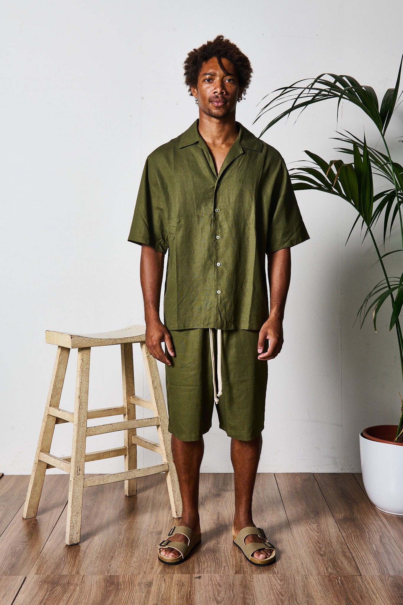 COMPLETO MISTO LINO BERMUDA VERDE MILITARE