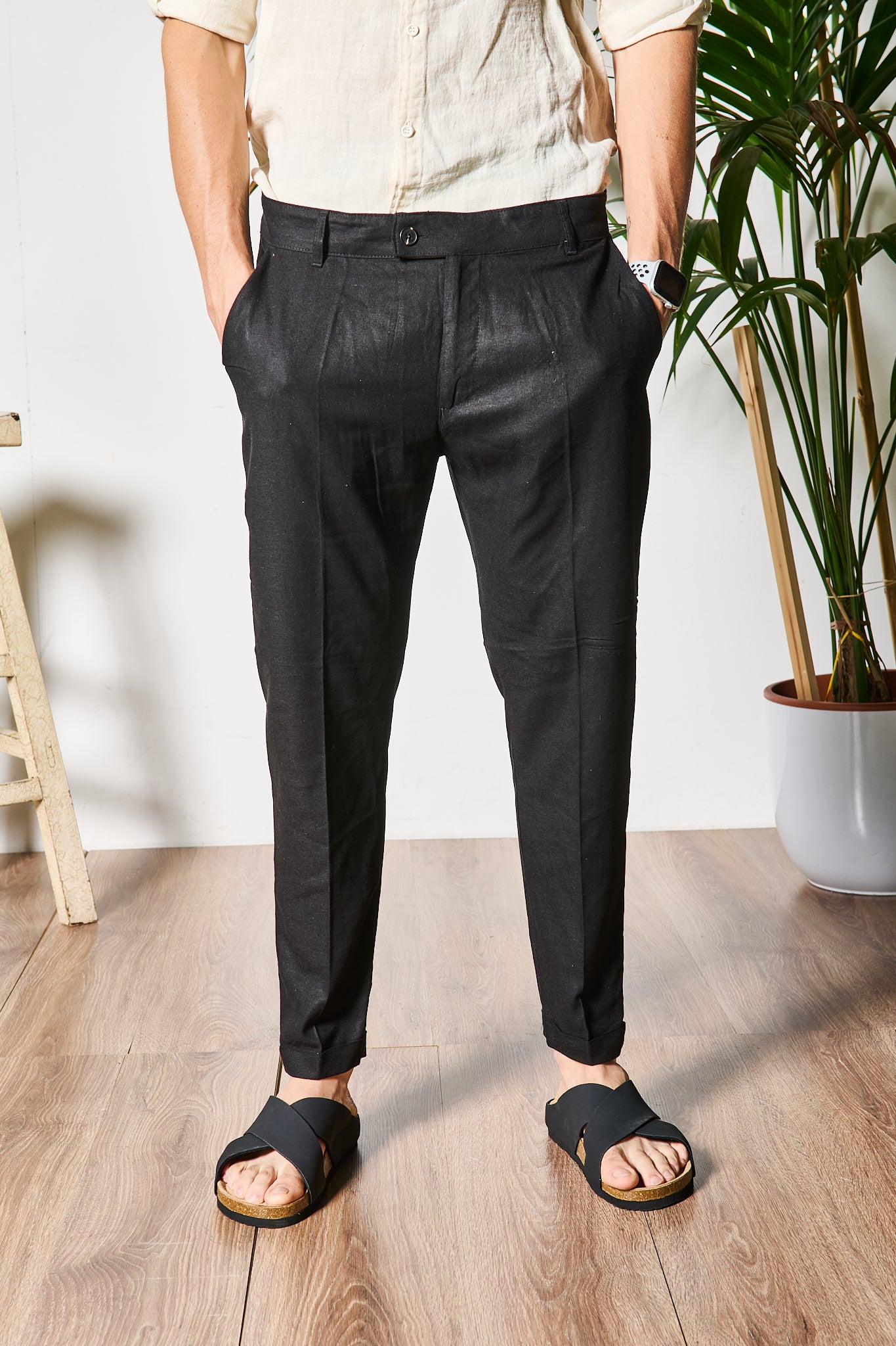 PANTALONE NERO IN LINO ELEGANTE