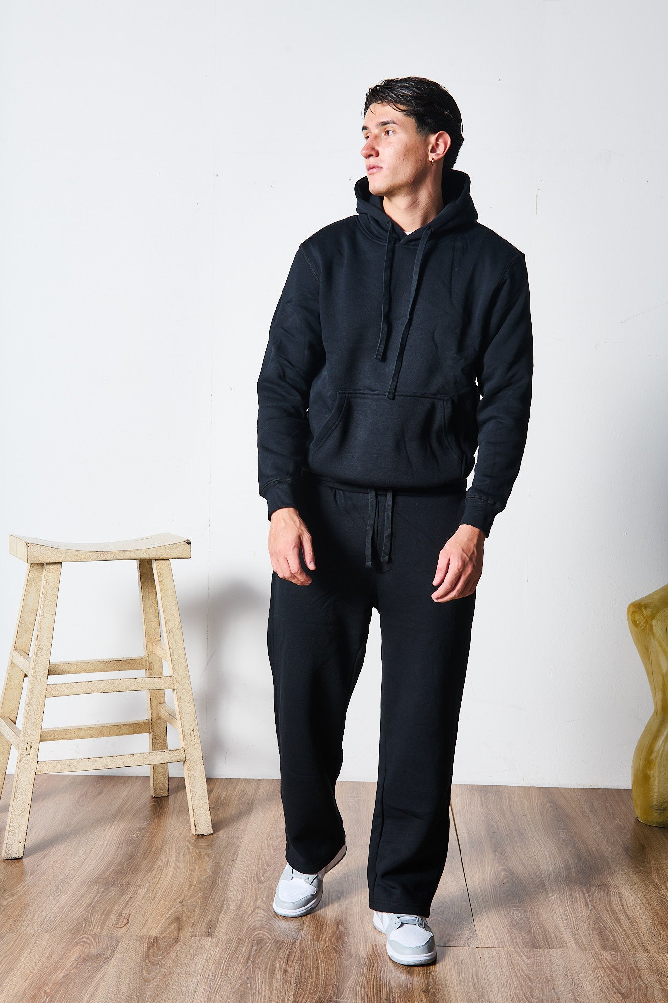 TUTA OVER BLACK