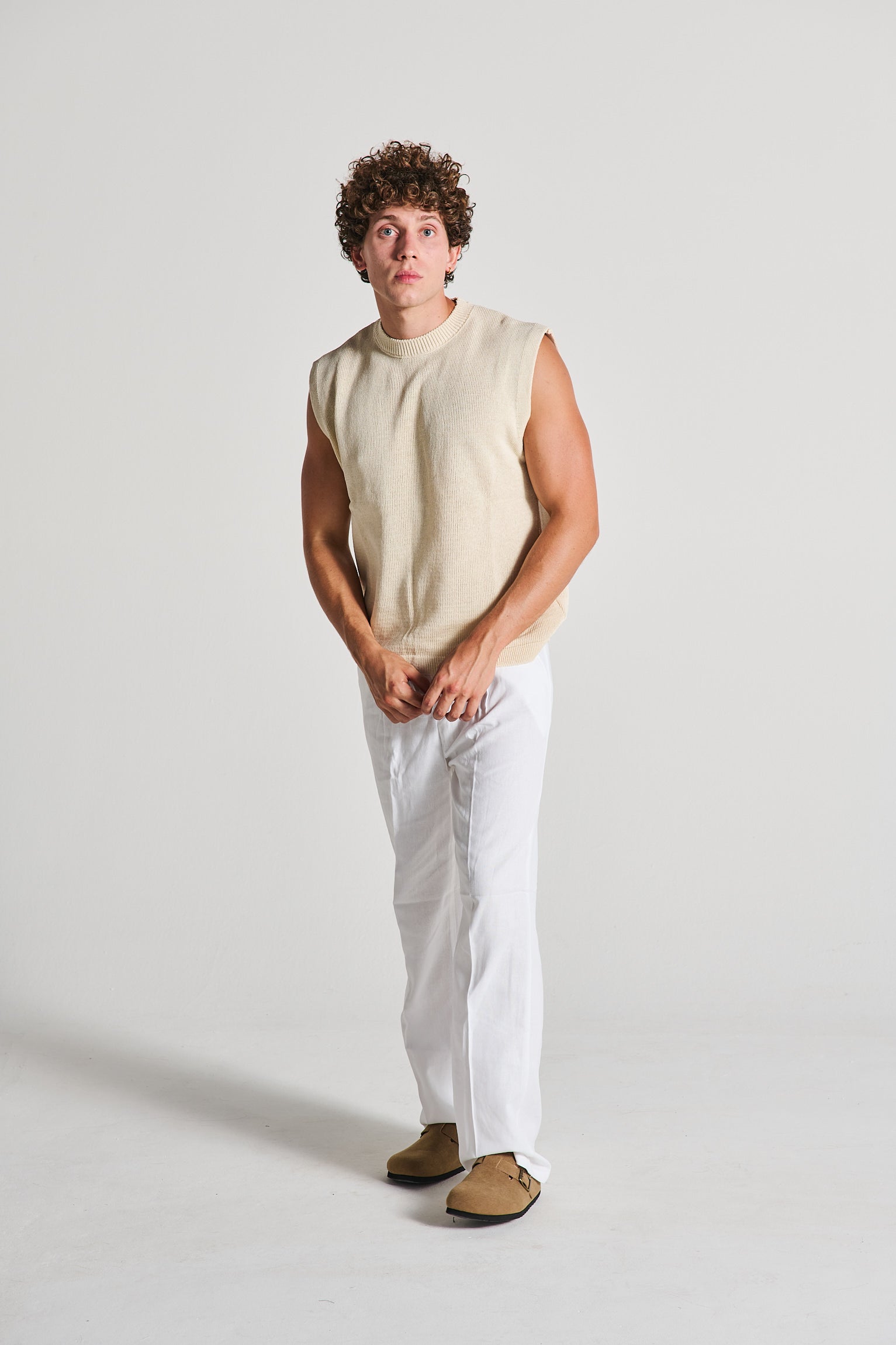 GILET SMANICATO BEIGE