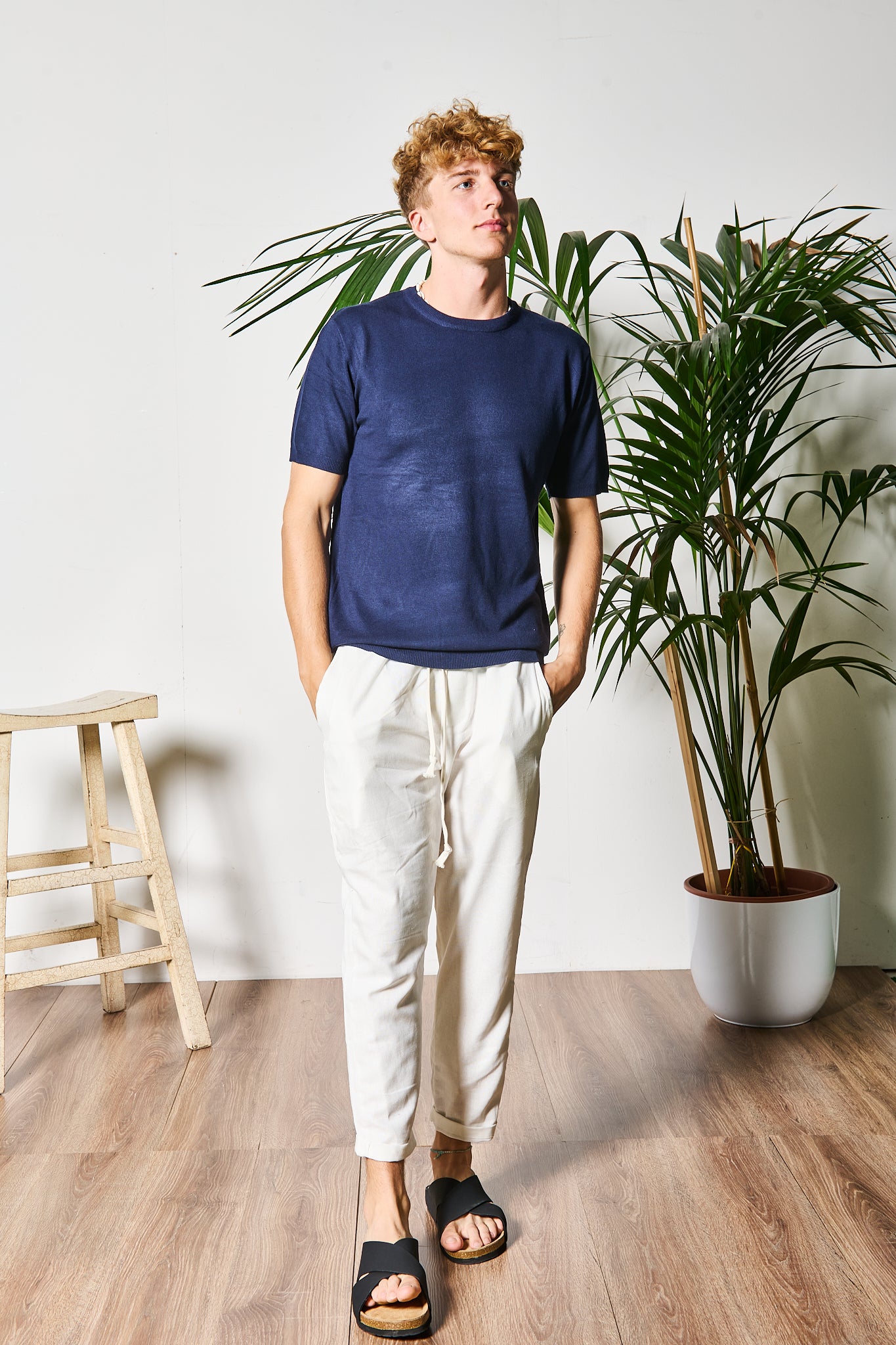 T-SHIRT IN FILO BLU GIROCOLLO