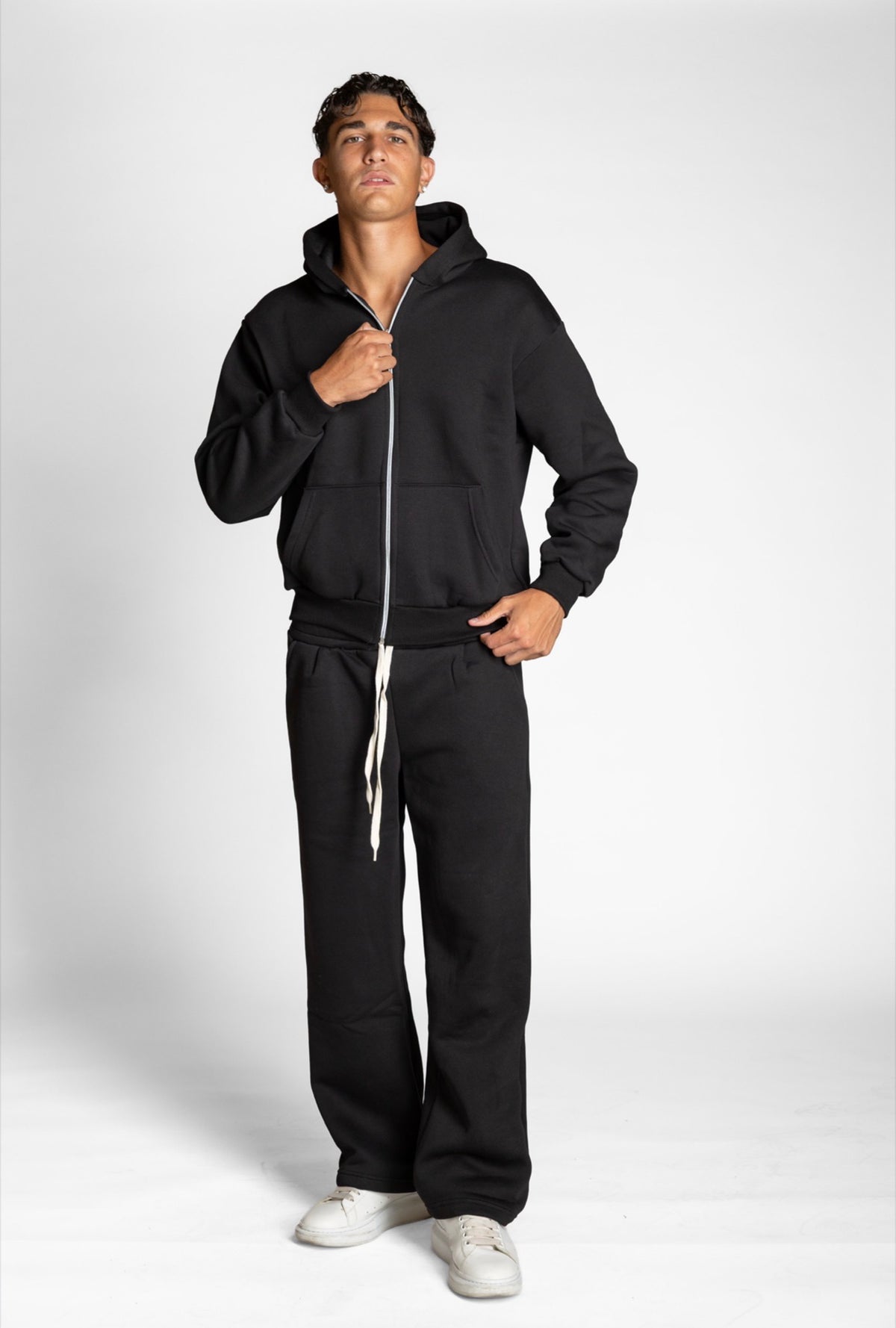 COMPLETO TUTA NERO ZIP