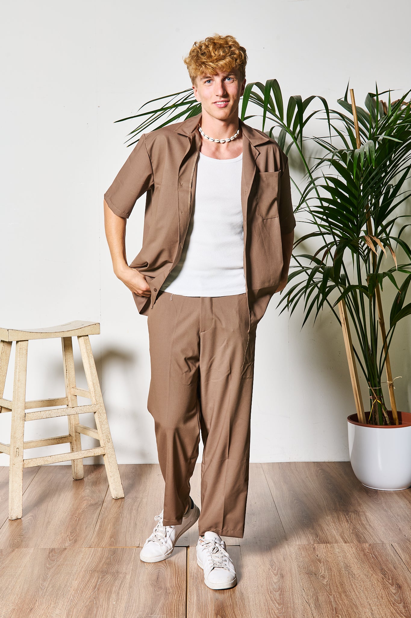 COMPLETO TOKYO BROWN