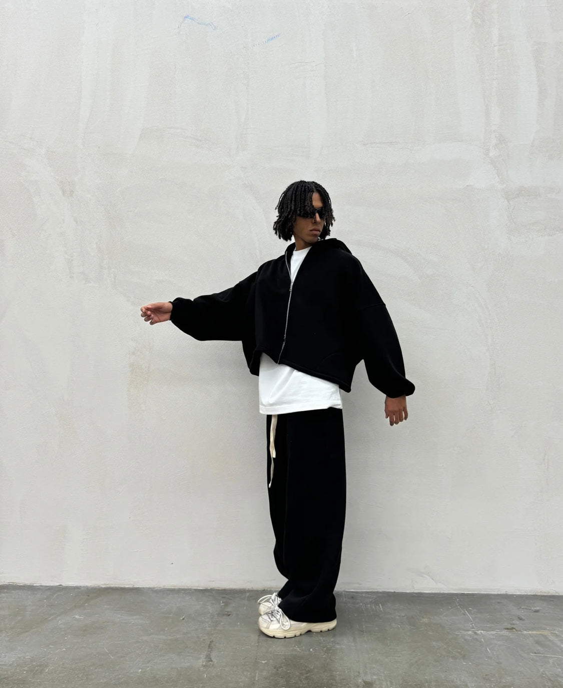 PANTALONE TUTA NERO BAGGY