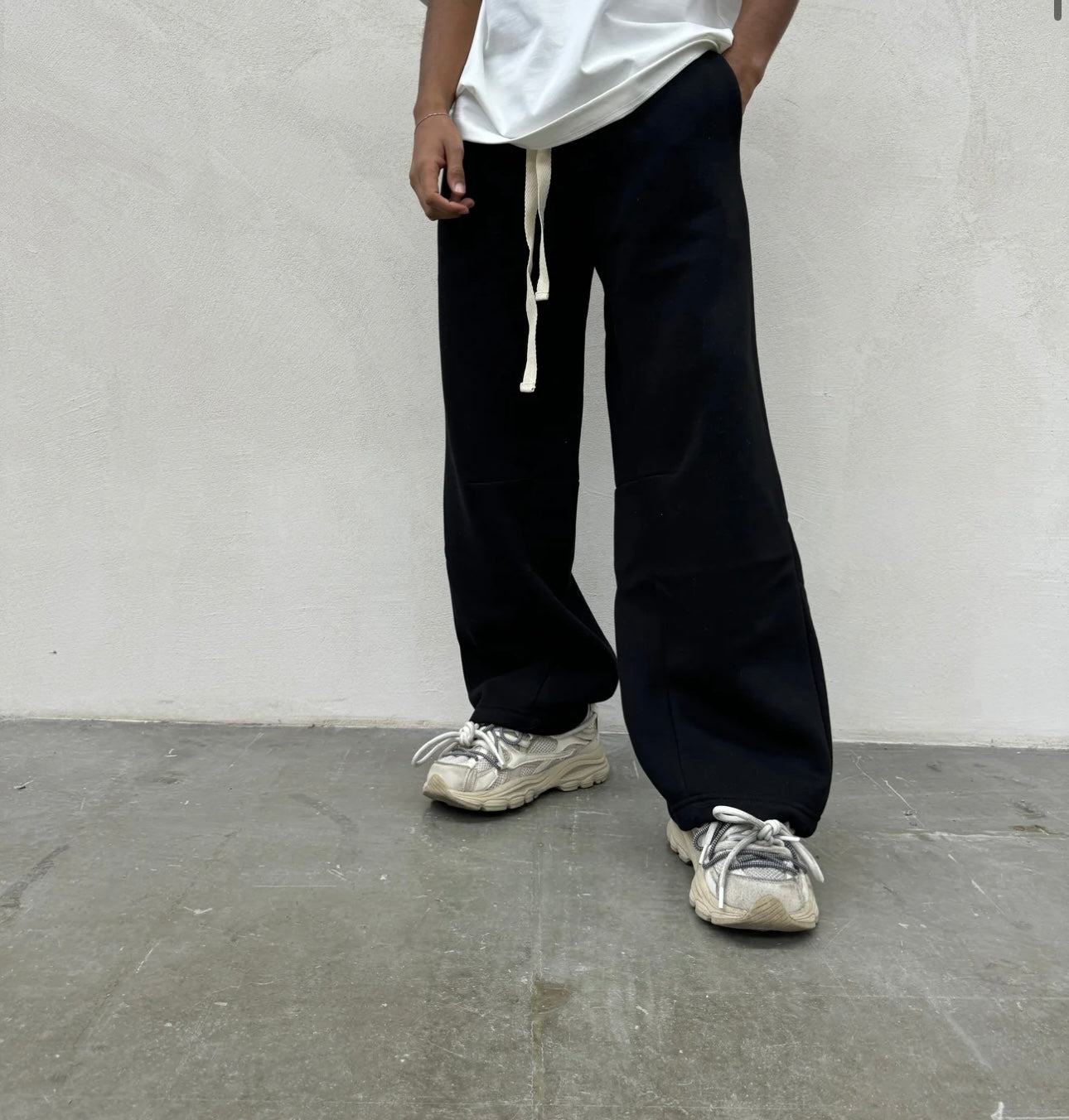 PANTALONE TUTA NERO BAGGY