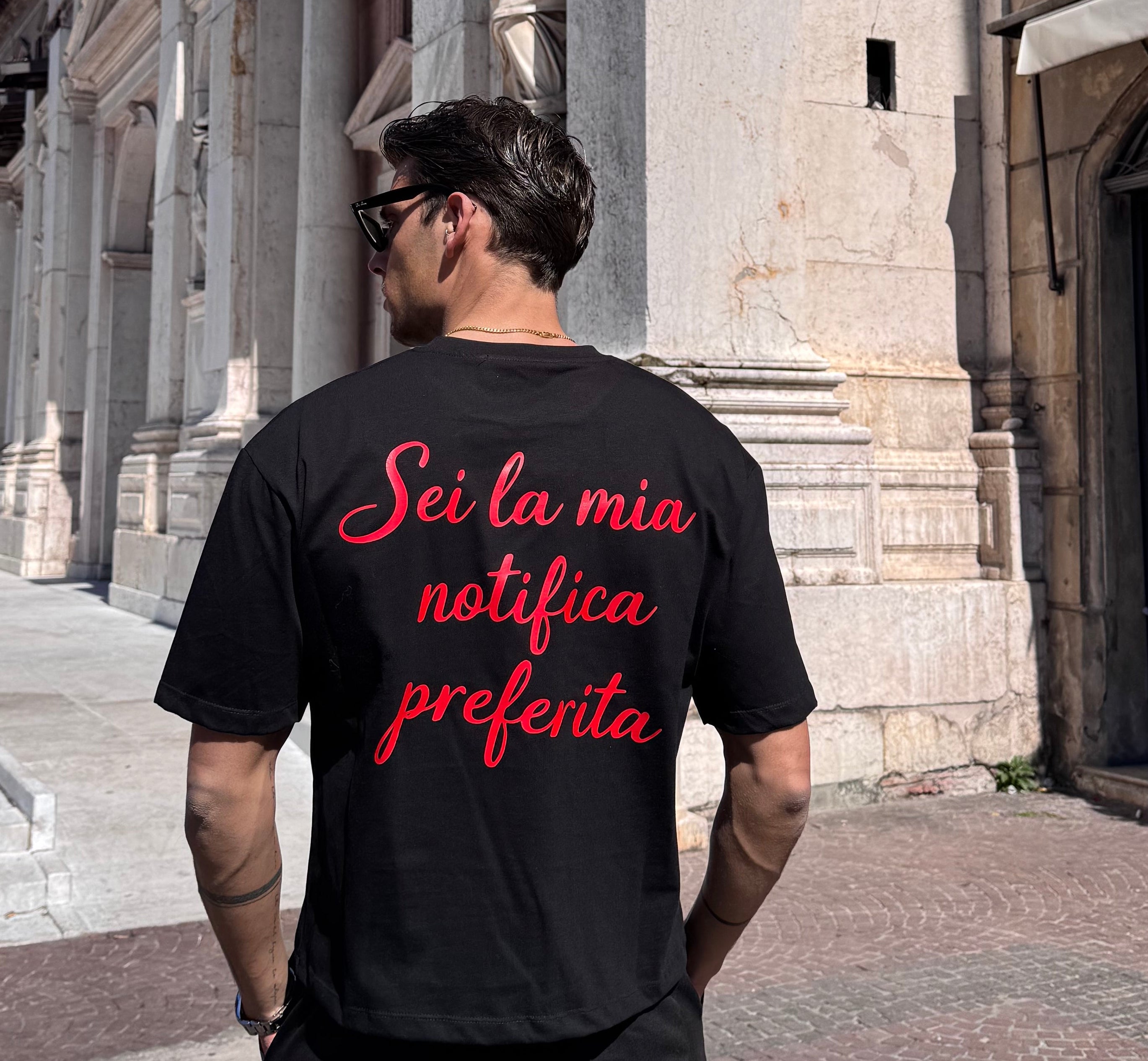 T-SHIRT NOTIFICA PREFERITA NERA