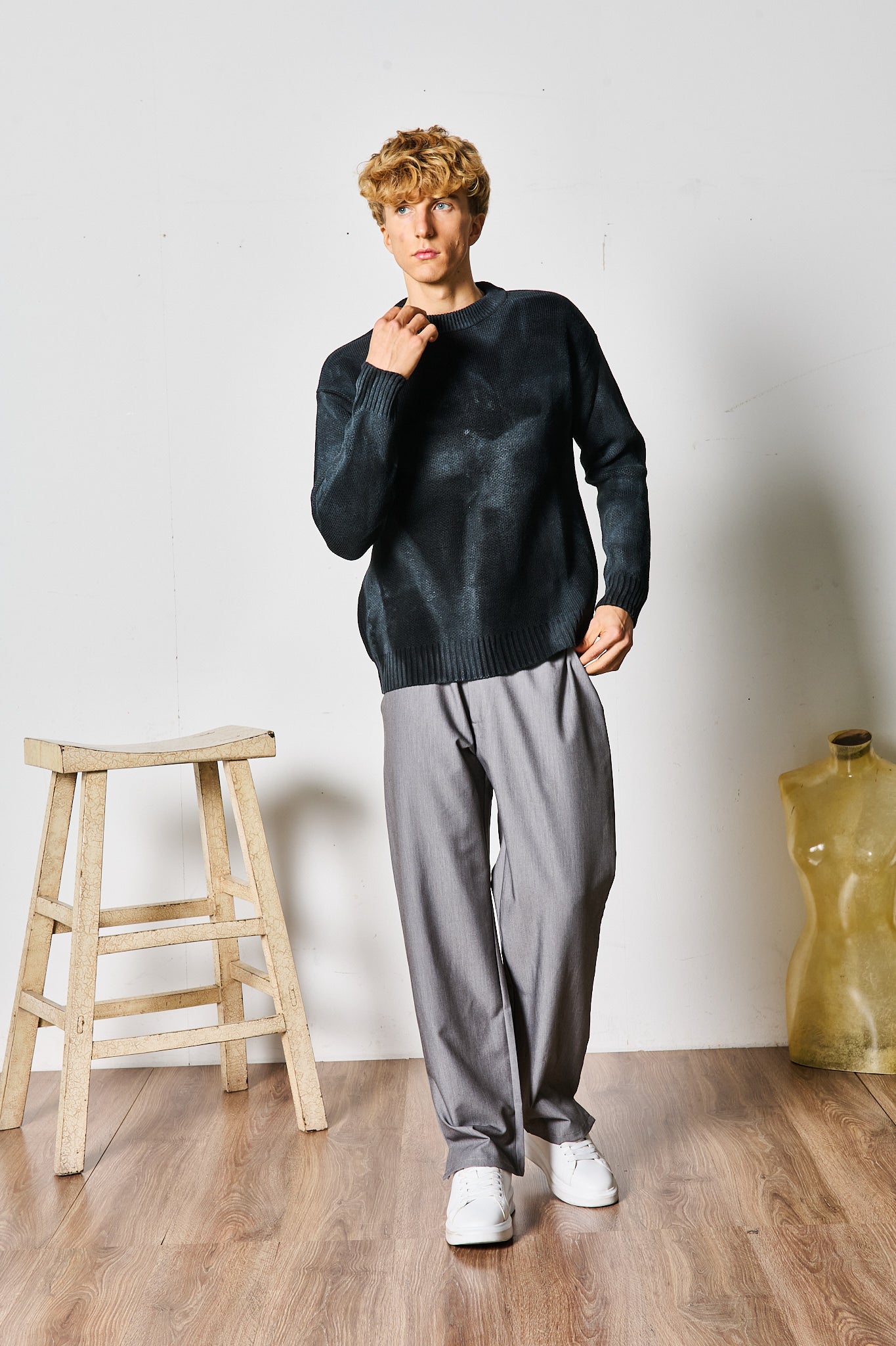 MAGLIONE SFUMATO NERO