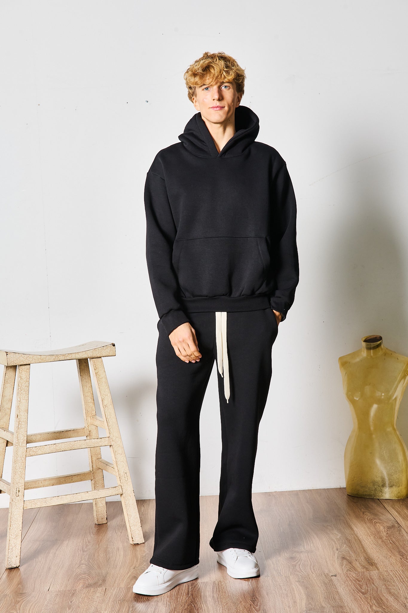 COMPLETO TUTA OVER BLACK
