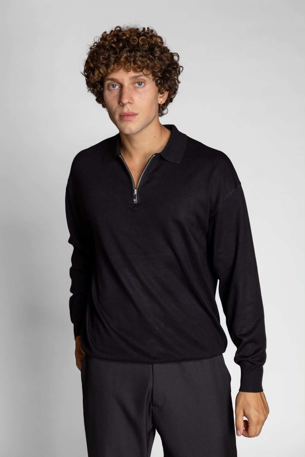 POLO ZIP NERA