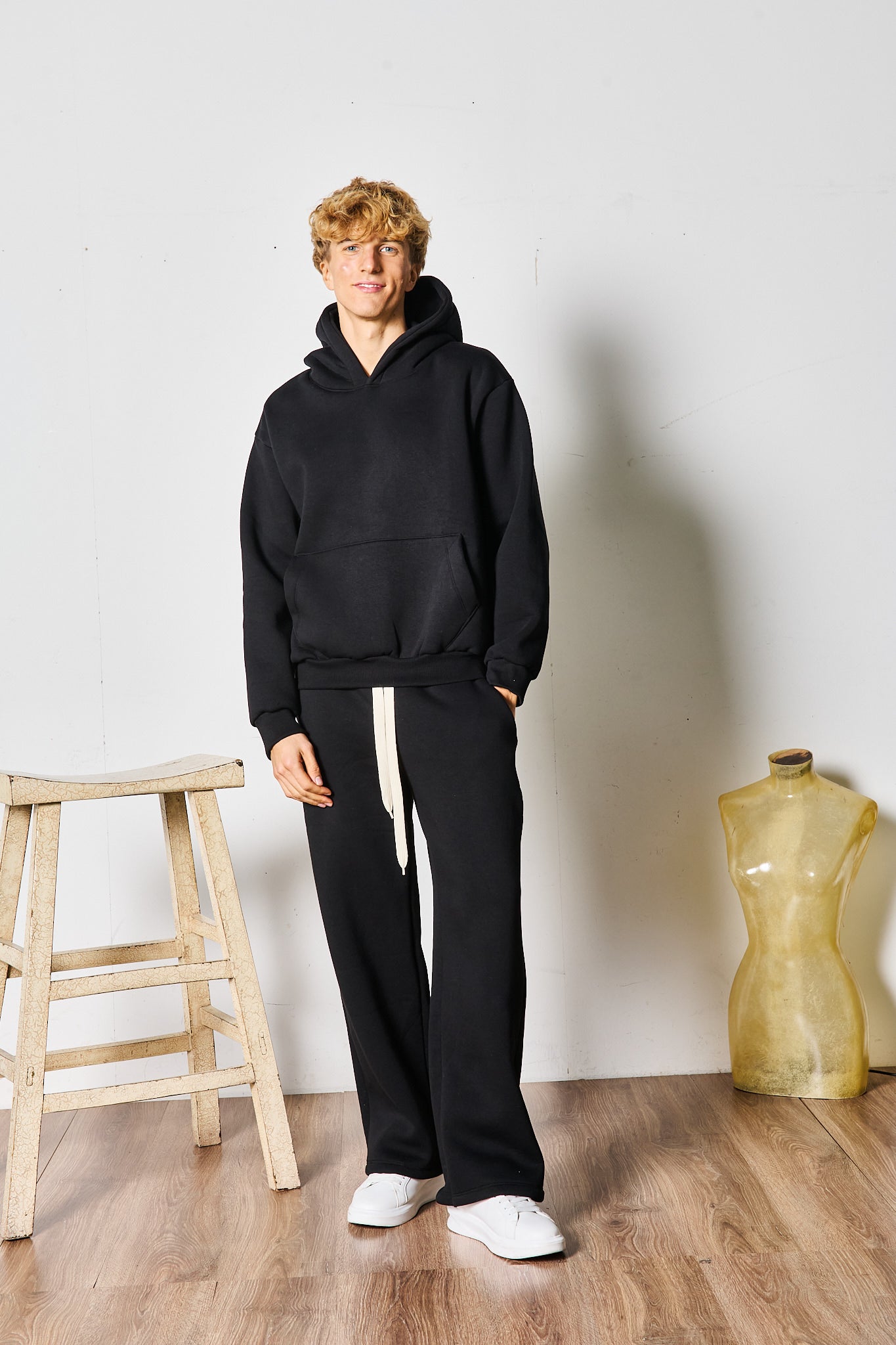 COMPLETO TUTA OVER BLACK