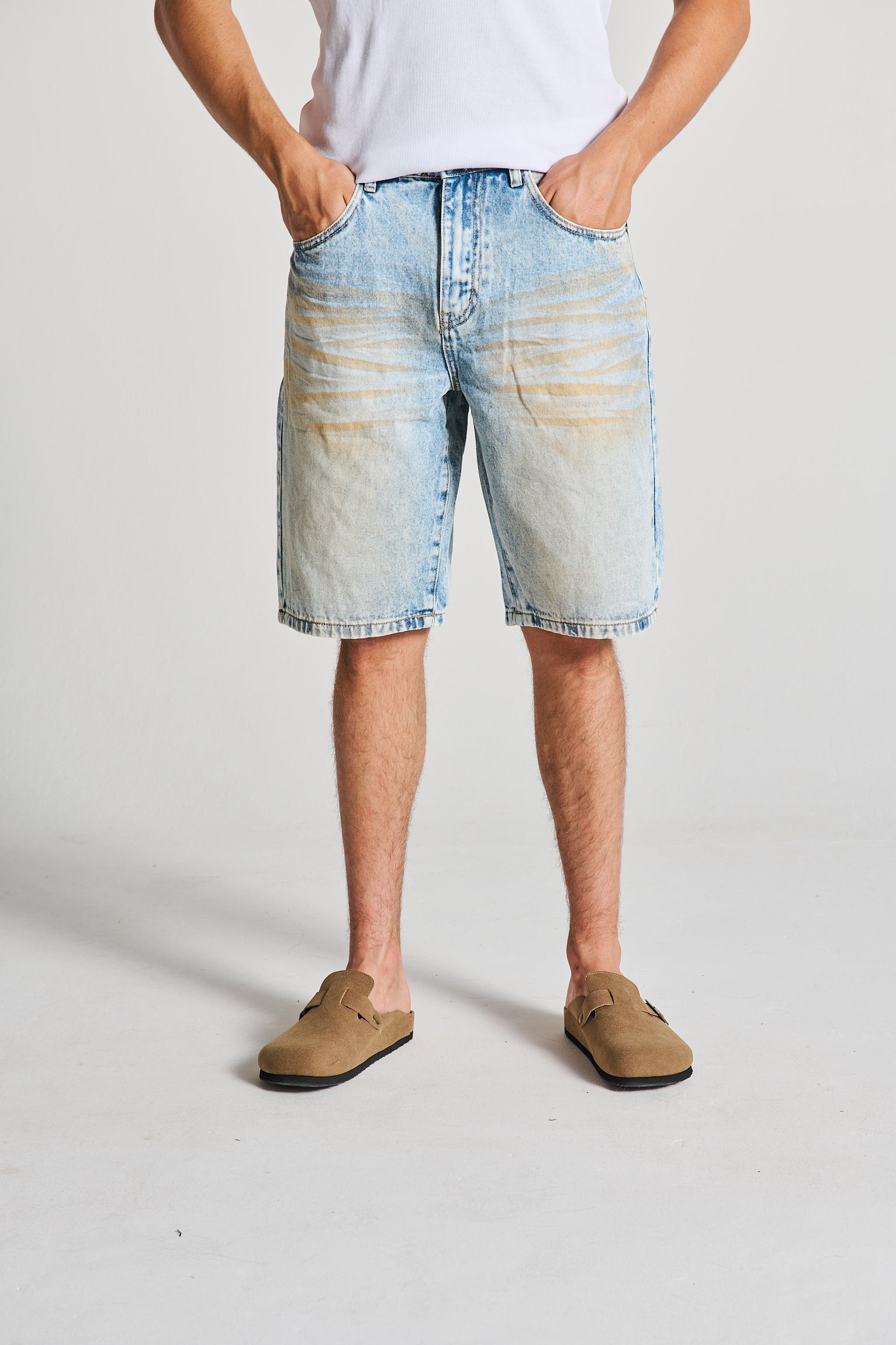 BERMUDA JEANS