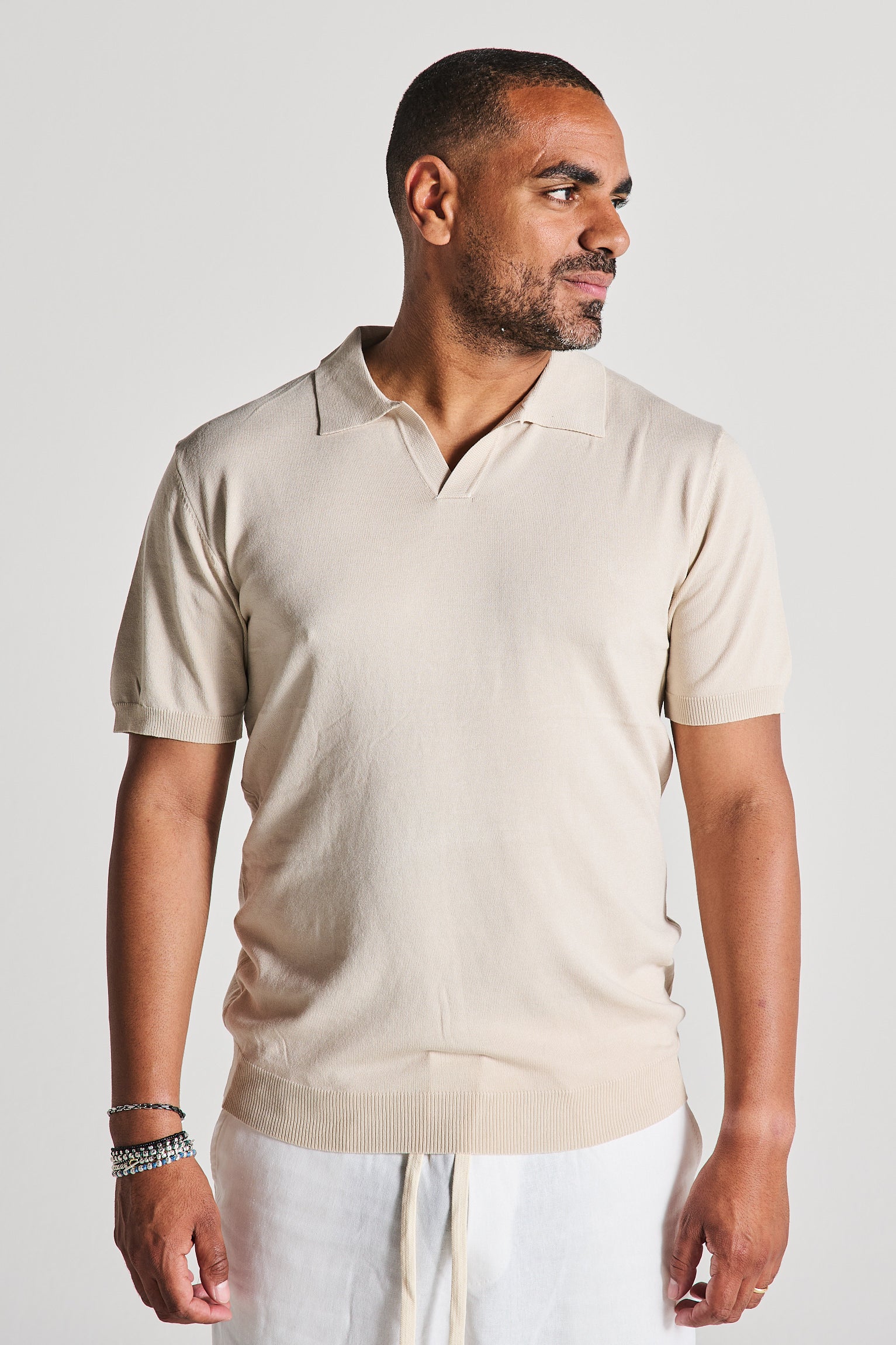 POLO SCOLLO V BEIGE