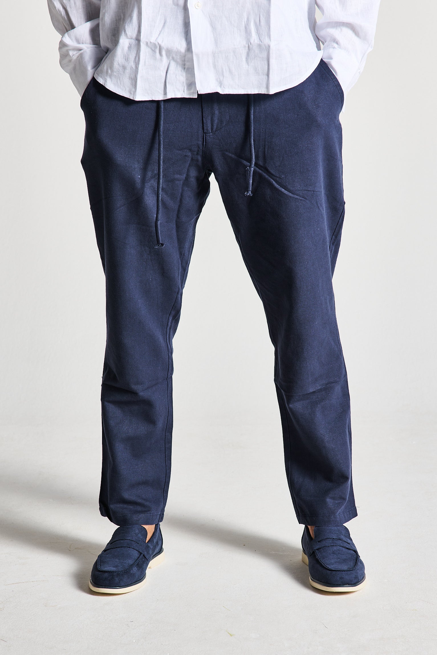 PANTALACCIO IN LINO BLU