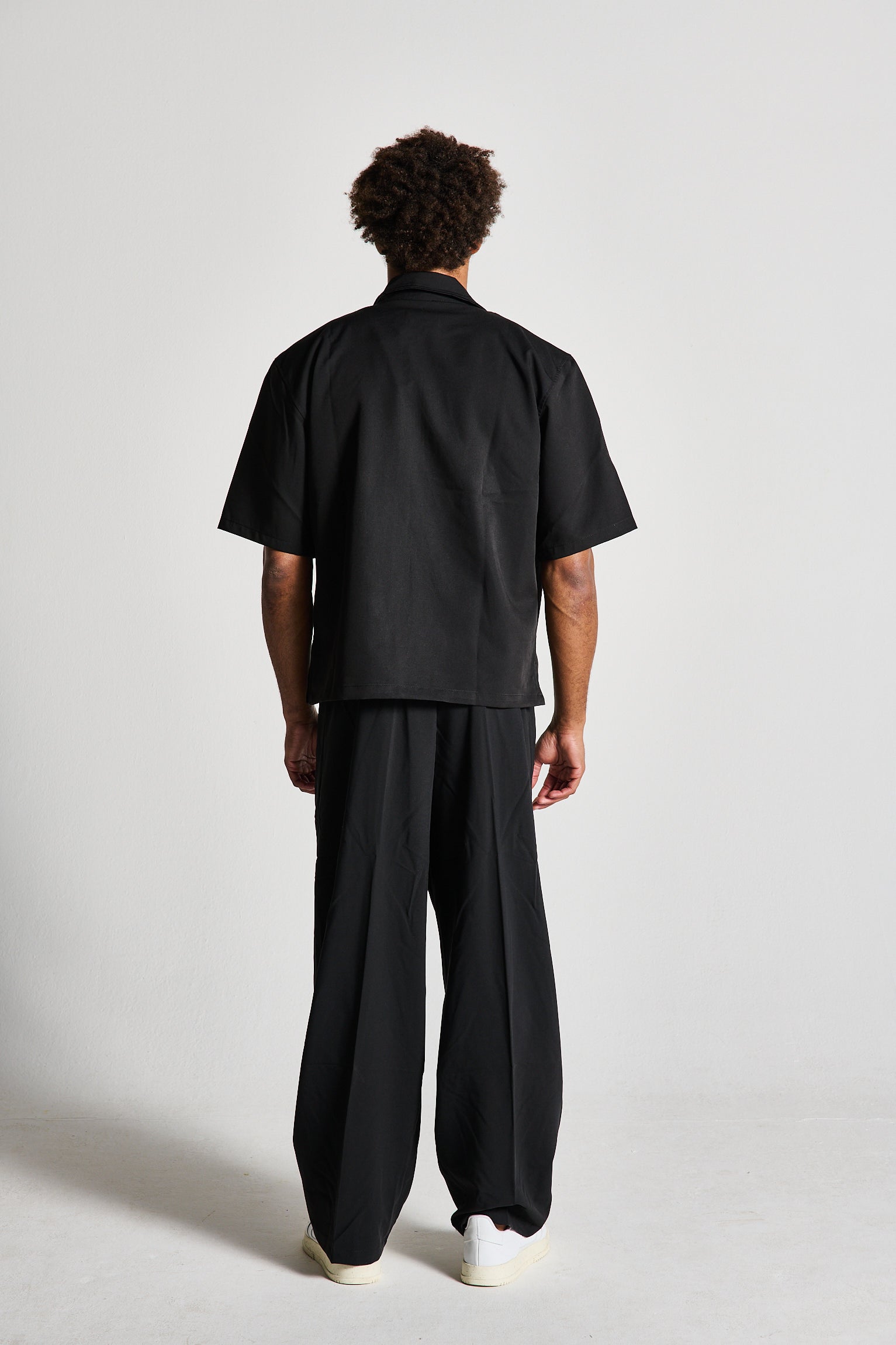 COMPLETO REBEL ZIP NERO
