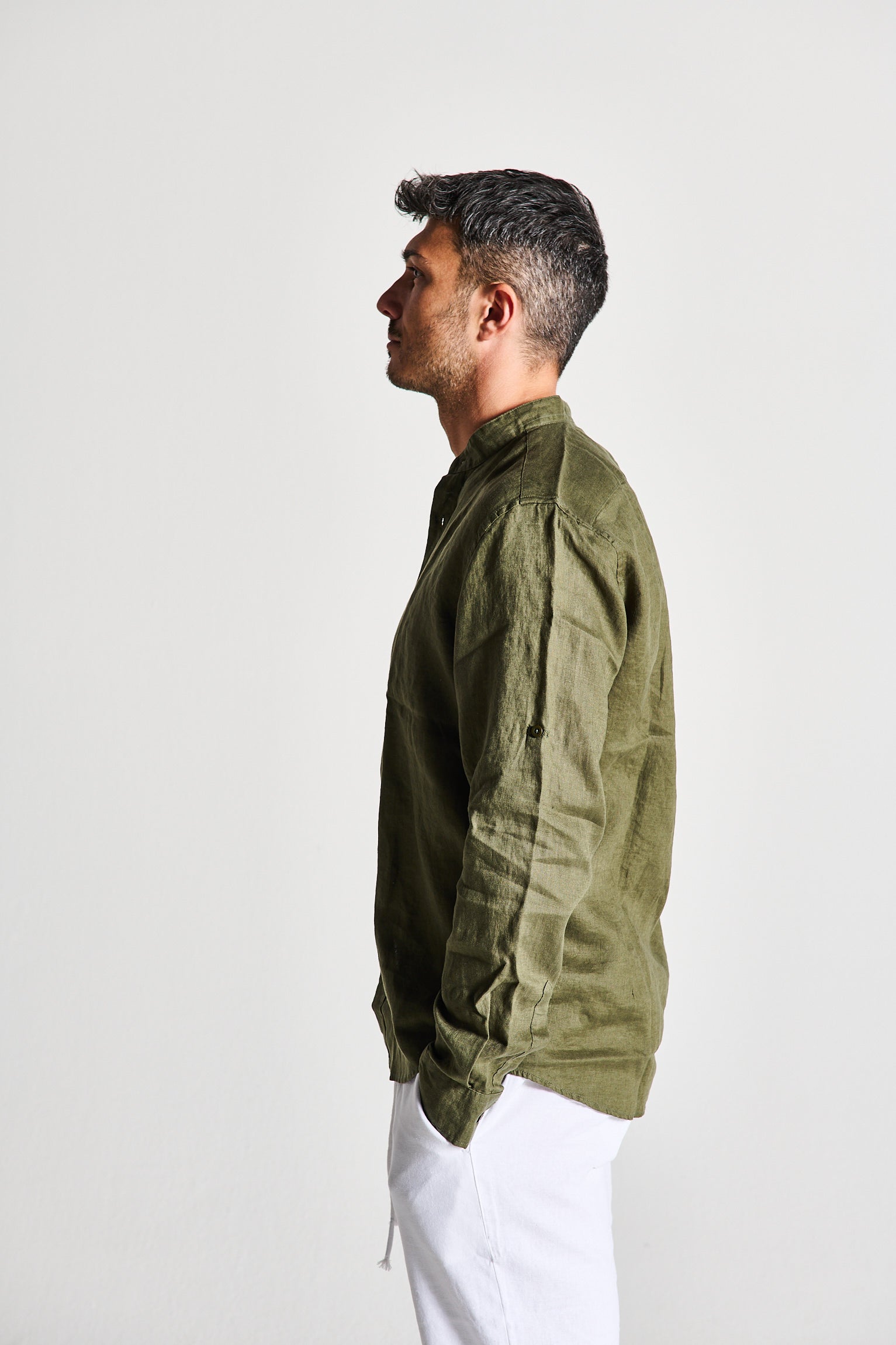 CAMICIA IN LINO VERDE MILITARE COLLO ALLA FRANCESE