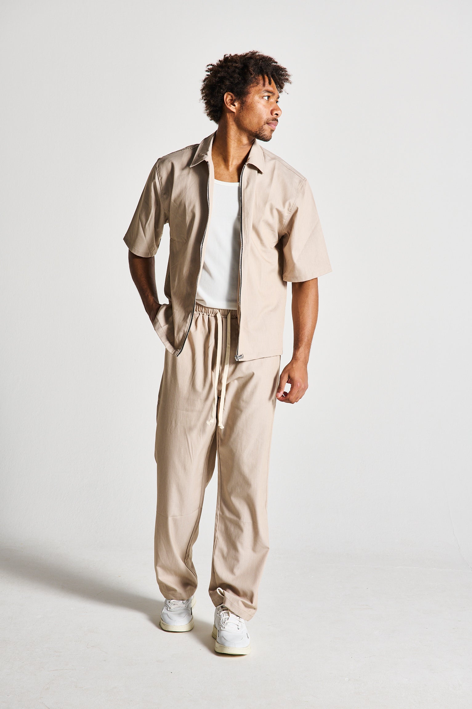 COMPLETO REBEL ZIP BEIGE