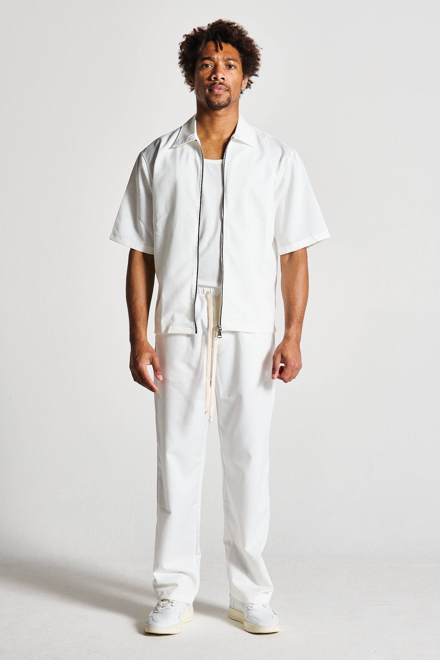 COMPLETO ZIP WHITE