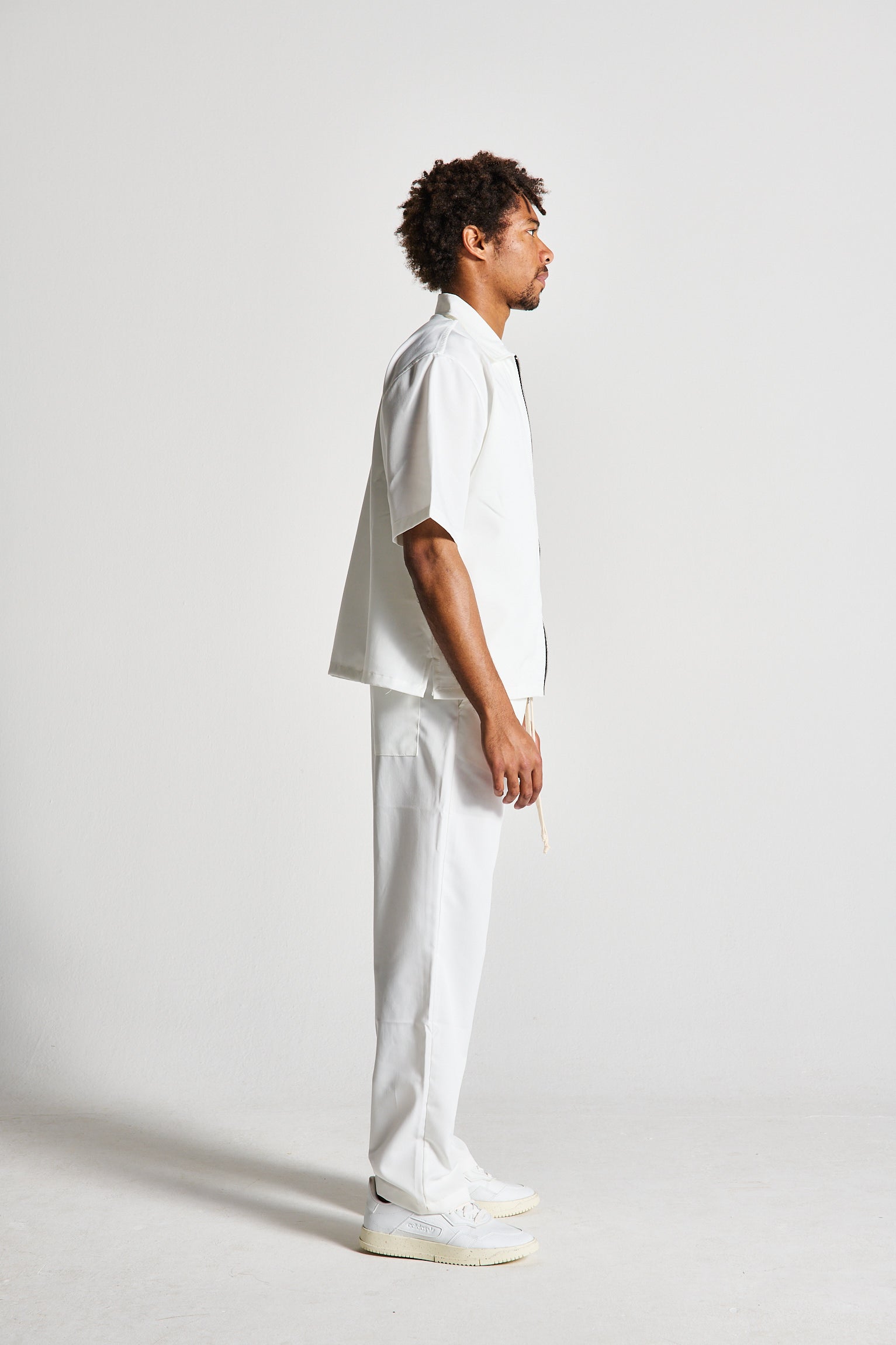 COMPLETO ZIP WHITE