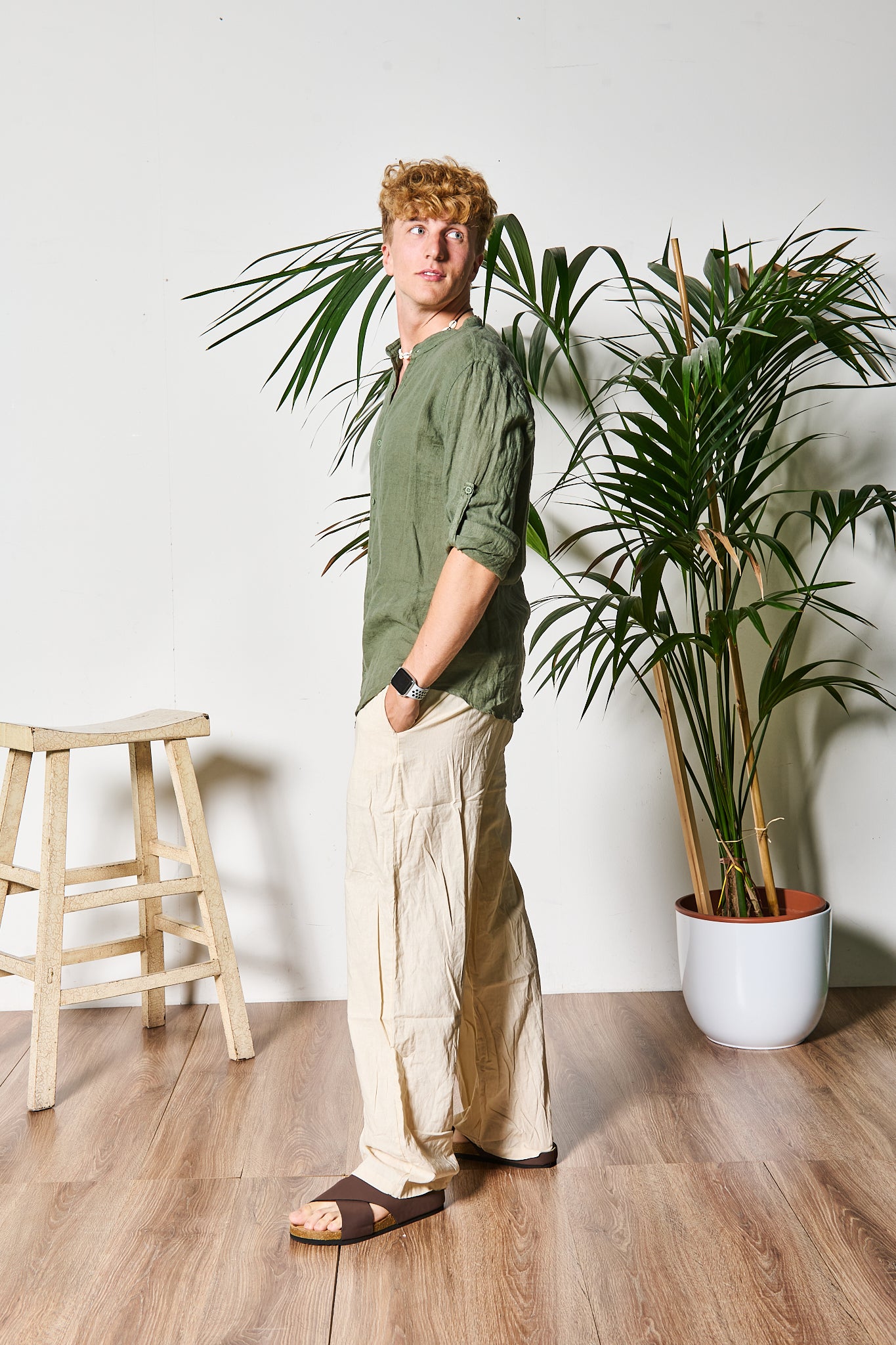 CAMICIA COREANA IN LINO VERDE MILITARE